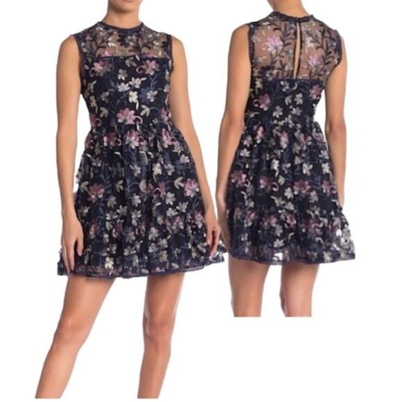 Cupcakes & Cashmere Navy Floral Mini Dress Sz 6 NWT - Picture 3 of 7